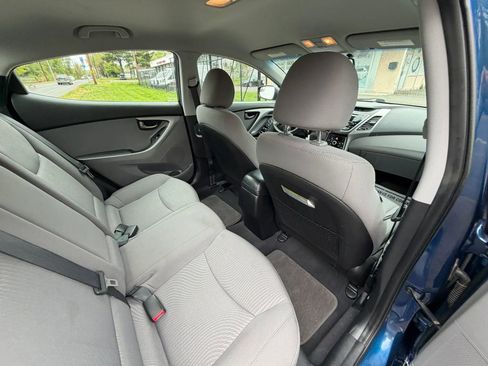 Used 2015 Hyundai Elantra SE FWD image 15