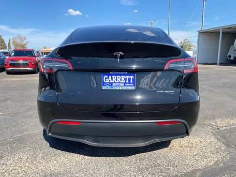 Used 2023 Tesla Model Y Long Range AWD/4WD image 17