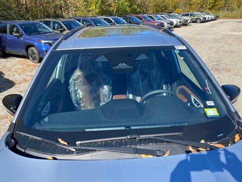 New 2025 Subaru Forester Touring image 3