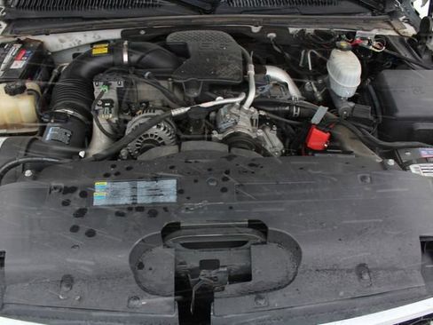 Used 2007 Chevrolet Silverado 2500 W/T w/ Heavy-Duty Power Package image 12