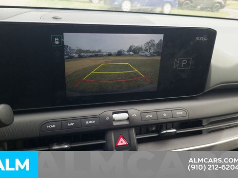 Used 2025 Kia K4 LXS image 8