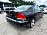 Used 2004 Volvo S60 2.5T image 6