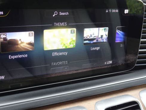 Used 2022 Mercedes-Benz GLS 450 4MATIC image 40