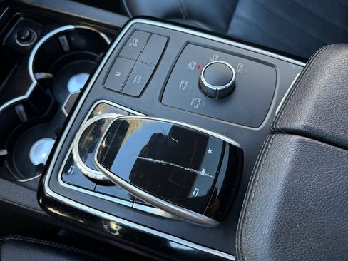 Used 2018 Mercedes-Benz GLE 350 4MATIC image 33