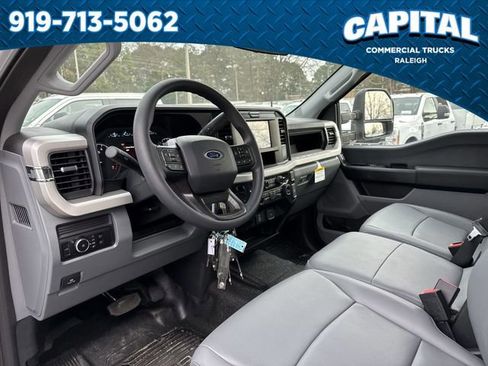 New 2026 Ford F250 XL w/ XL Chrome Package AWD/4WD image 19