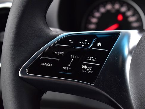 Used 2025 Mercedes-Benz Sprinter 2500 image 15