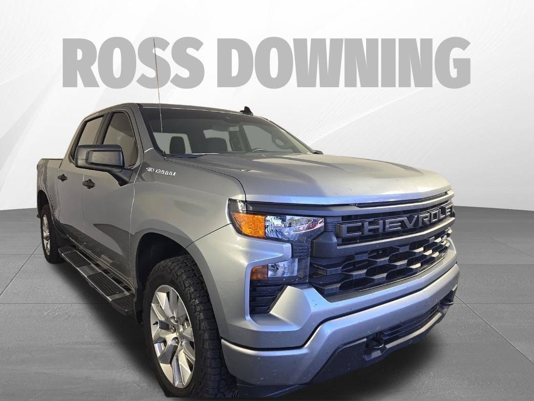 Used 2024 Chevrolet Silverado 1500 Custom AWD/4WD image 2