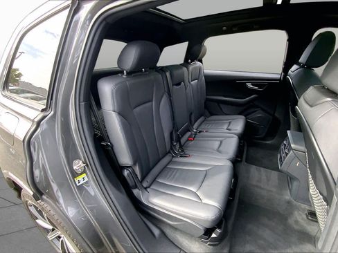 Used 2020 Audi Q7 3.0T Premium Plus AWD/4WD image 20