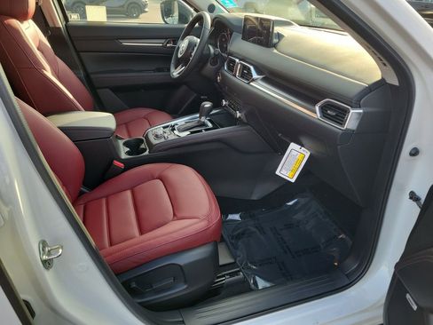 New 2025 MAZDA CX-5 Carbon Edition image 15