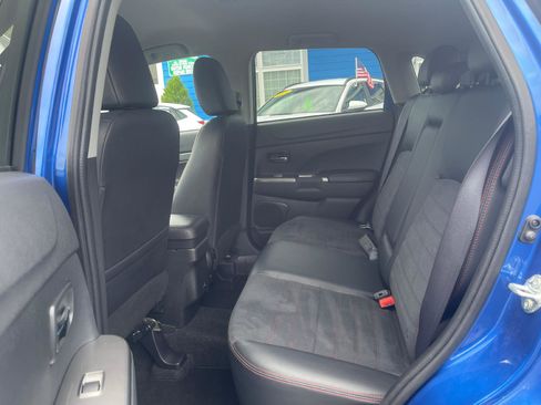 Used 2024 Mitsubishi Outlander Sport AWD image 5