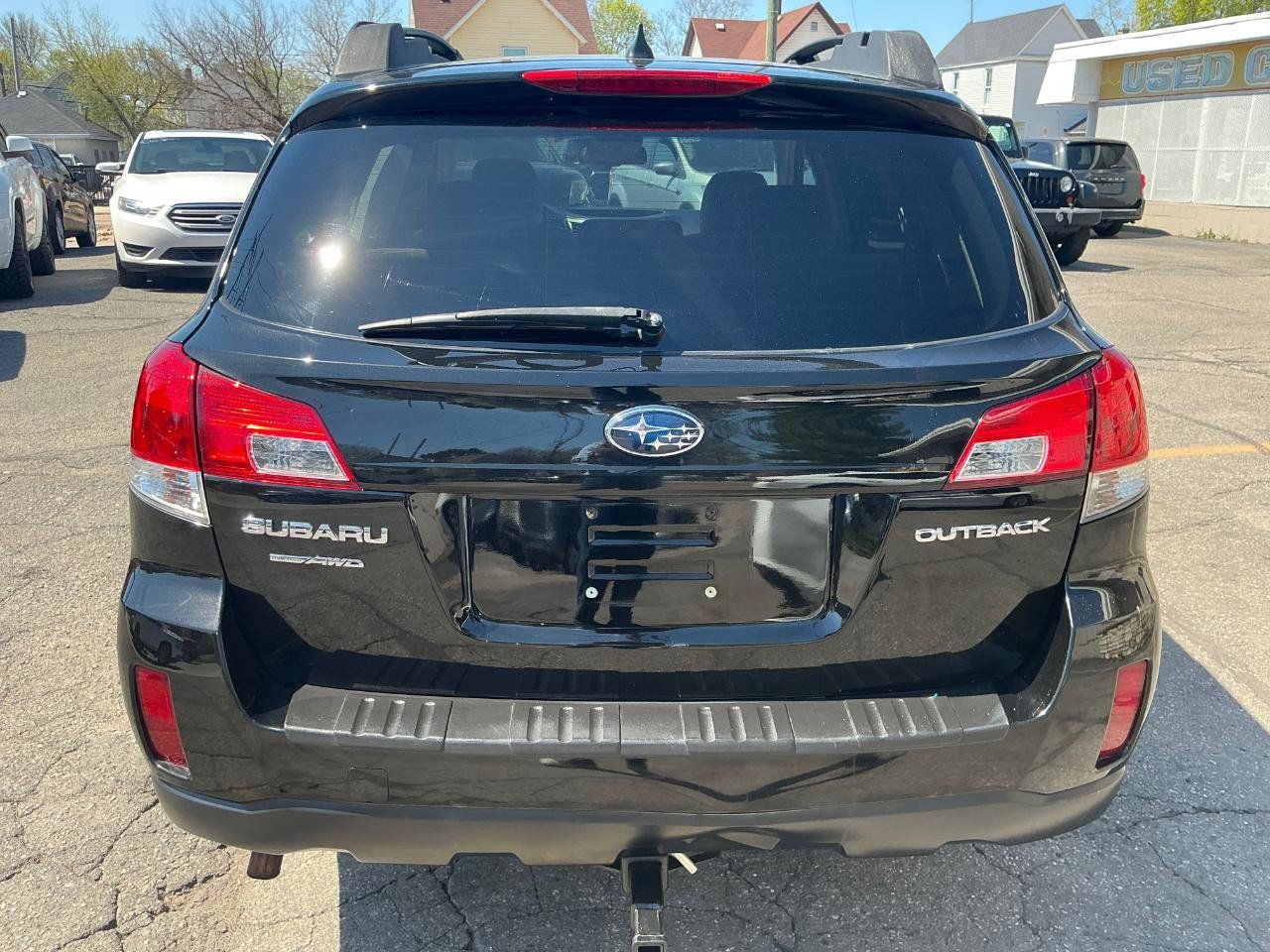 Used 2014 Subaru Outback 2.5i Premium AWD/4WD image 4
