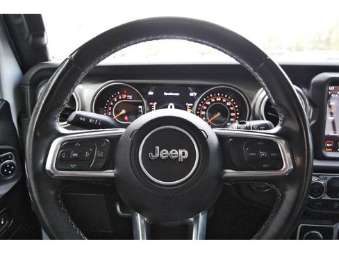 Used 2019 Jeep Wrangler Unlimited Sahara AWD/4WD image 15