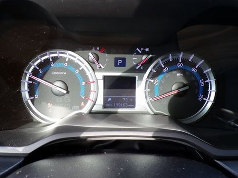 Used 2016 Toyota 4Runner Limited image 17