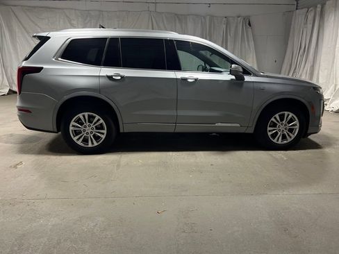Used 2024 Cadillac XT6 Luxury FWD image 8
