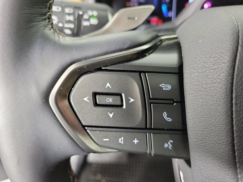 Used 2025 Lexus LX 600 4WD w/ Accessory Package (Z1) image 21