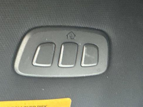 Used 2022 Ford F450 Lariat w/ FX4 Off-Road Package image 22