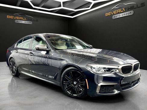Used 2018 BMW M550i xDrive image 7
