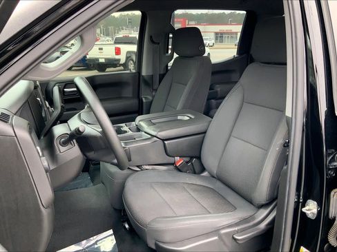 Used 2022 Chevrolet Silverado 1500 Custom image 7