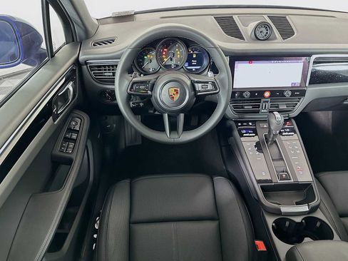 New 2026 Porsche Macan AWD/4WD image 24