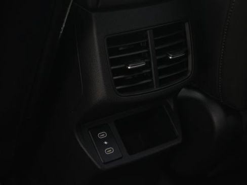 Used 2024 Kia Seltos EX AWD/4WD image 25