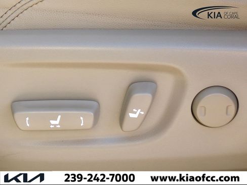 Used 2021 Toyota 4Runner SR5 Premium image 19