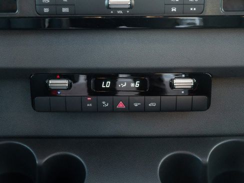 Used 2026 Mercedes-Benz Sprinter 2500 image 15