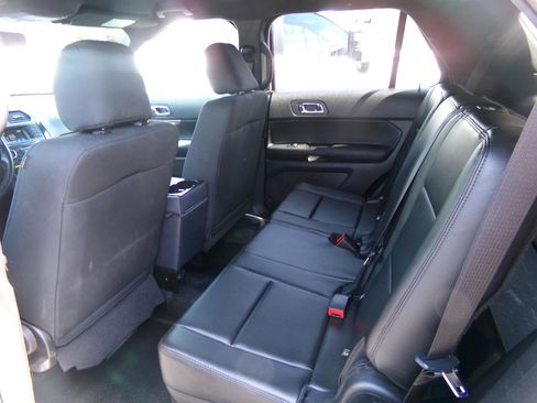 Used 2017 Ford Explorer 4WD Police Interceptor image 28