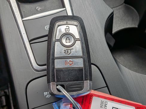 Used 2024 Ford Escape ST-Line FWD image 34
