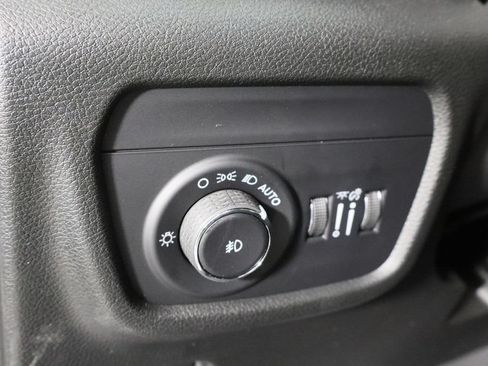 Used 2026 Jeep Grand Cherokee Limited w/ Limited Altitude Package AWD/4WD image 17
