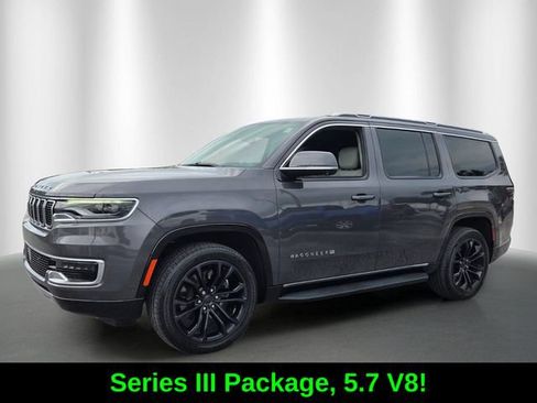 Used 2022 Jeep Wagoneer Series III w/ Convenience Group I RWD image 3