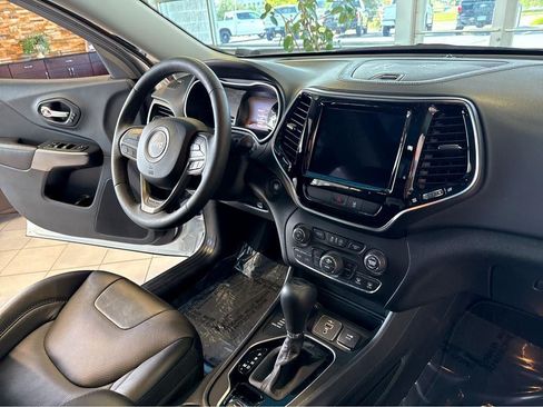 Used 2022 Jeep Cherokee Limited AWD/4WD image 34