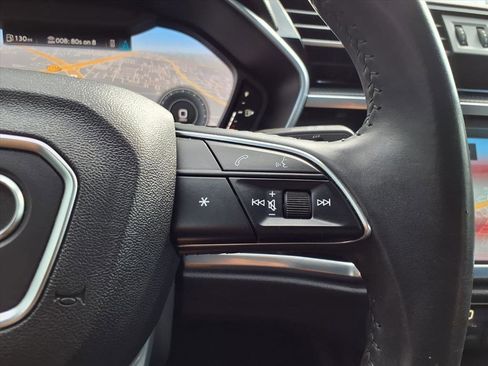 Used 2020 Audi Q3 2.0T Premium Plus w/ Premium Plus Package image 17