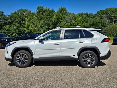 Used 2025 Toyota RAV4 XLE Premium w/ Weather Package AWD/4WD image 2