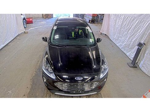 Used 2022 Ford Escape SEL image 2