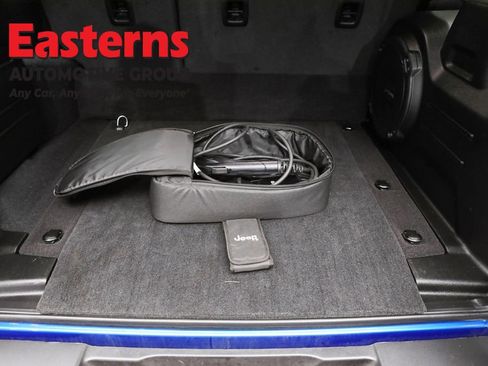 Used 2023 Jeep Wrangler Unlimited w/ Cold Weather Group AWD/4WD image 9