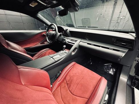 Used 2018 Lexus LC 500 Coupe w/ Performance Package RWD image 20