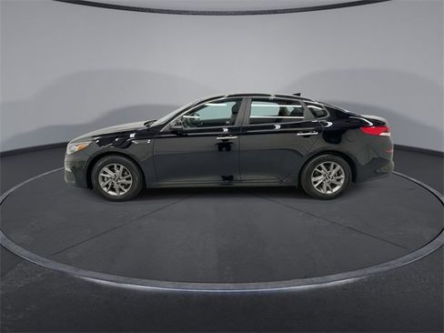 Used 2019 Kia Optima LX image 5