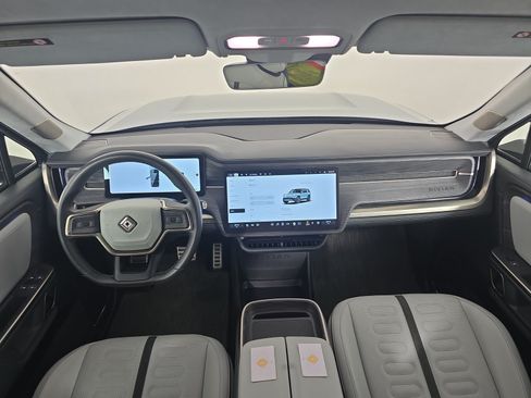Used 2024 Rivian R1S Adventure AWD/4WD image 27