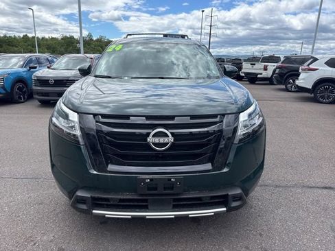 Certified 2024 Nissan Pathfinder SL w/ Black Appearance Package AWD/4WD image 2