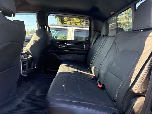 Used 2022 RAM 1500 Big Horn AWD/4WD image 9