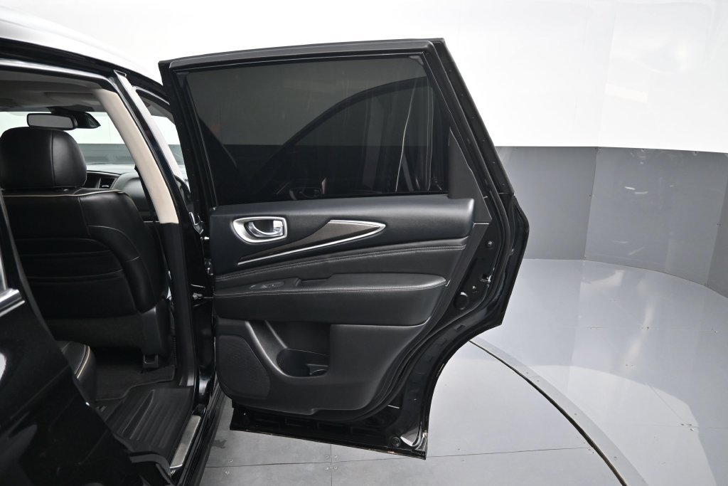 Used 2020 INFINITI QX60 Luxe w/ Essential Package FWD image 25