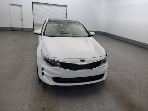 Used 2018 Kia Optima EX w/ Premium Package FWD image 14