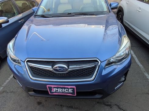Used 2016 Subaru Crosstrek 2.0i Limited w/ Popular Package #2 AWD/4WD image 2
