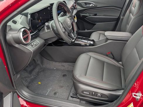 New 2026 Chevrolet Trax RS w/ Driver Confidence Package FWD image 5