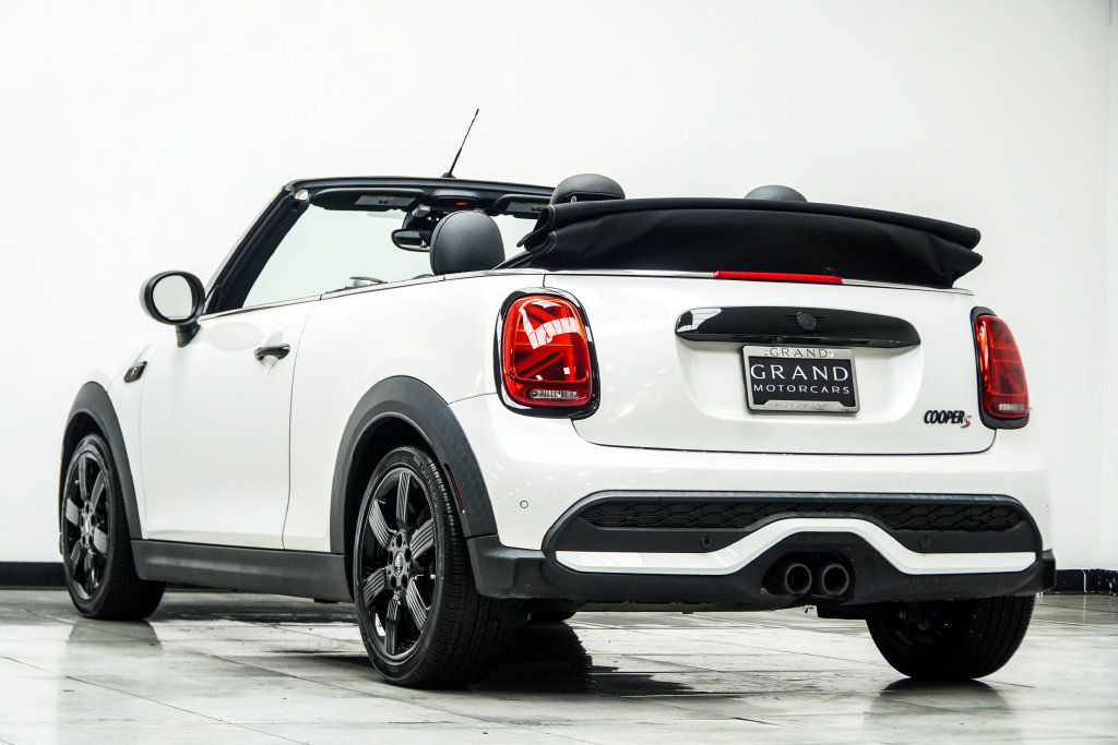 Used 2023 MINI Cooper S FWD image 17