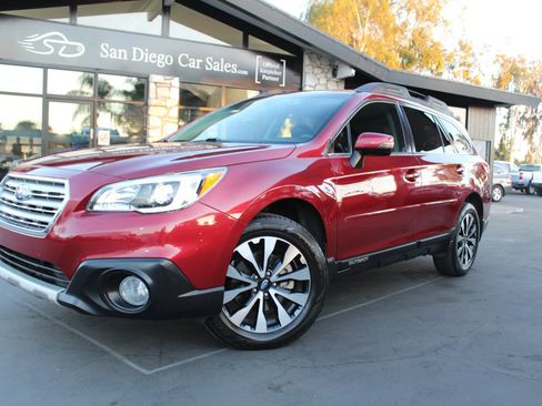 Used 2017 Subaru Outback 2.5i Limited AWD/4WD image 1