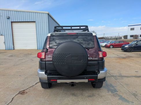 Used 2007 Toyota FJ Cruiser 4WD image 6