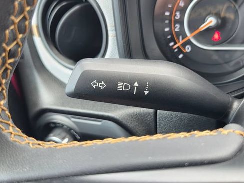 Used 2024 Jeep Wrangler Sport AWD/4WD image 31