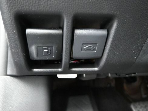 New 2025 Toyota RAV4 XLE image 22