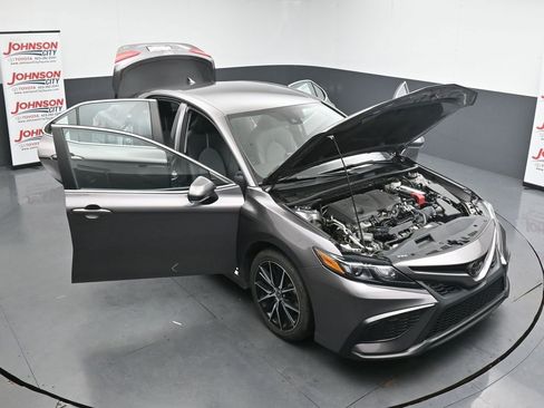 Used 2023 Toyota Camry SE FWD image 36